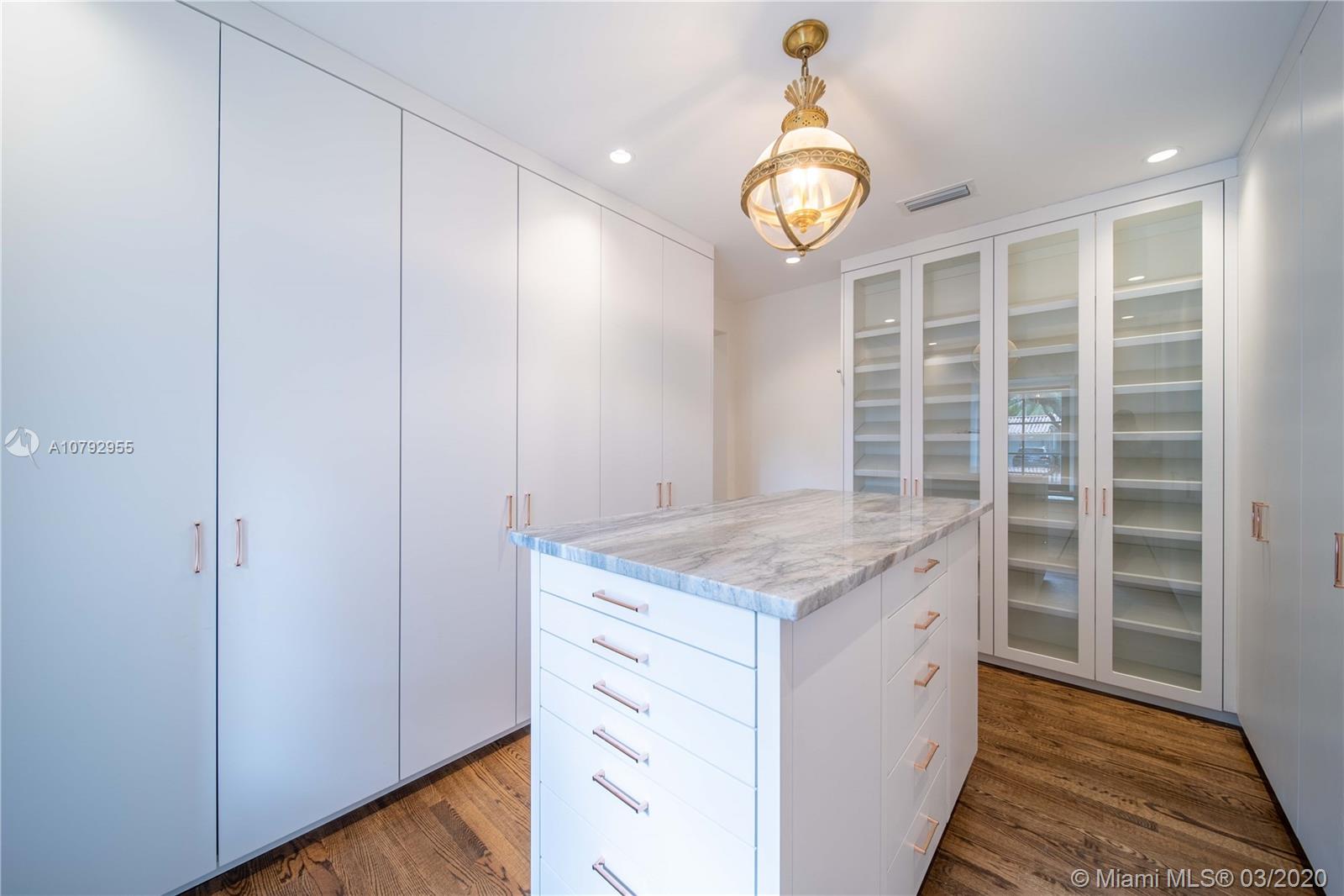 CORAL GABLES COUNTRY CLUB - Residential