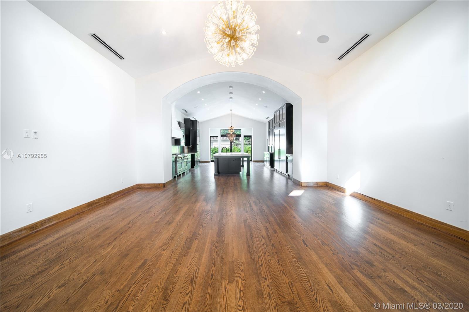 CORAL GABLES COUNTRY CLUB - Residential