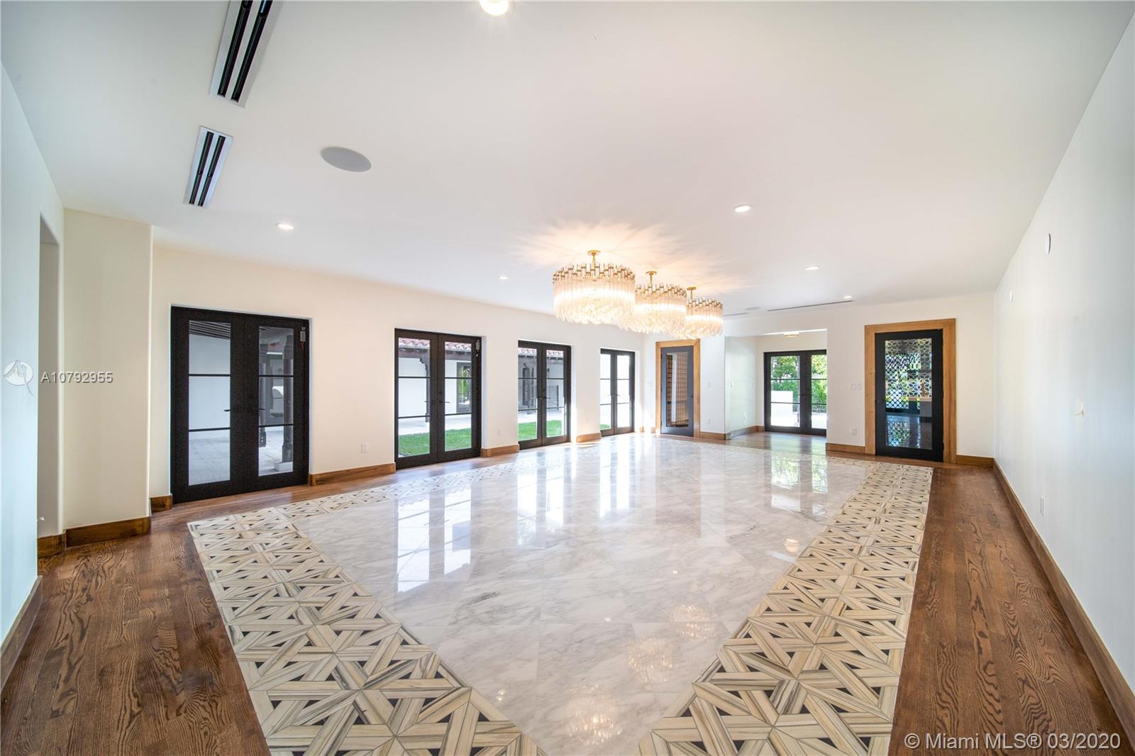 CORAL GABLES COUNTRY CLUB - Residential