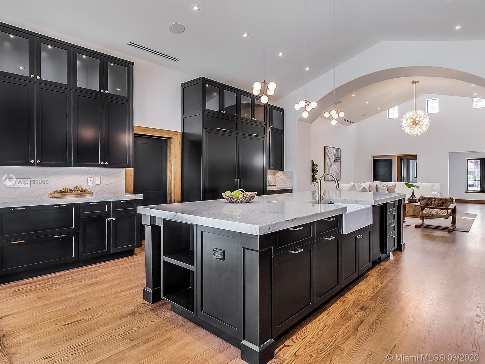 CORAL GABLES COUNTRY CLUB - Residential