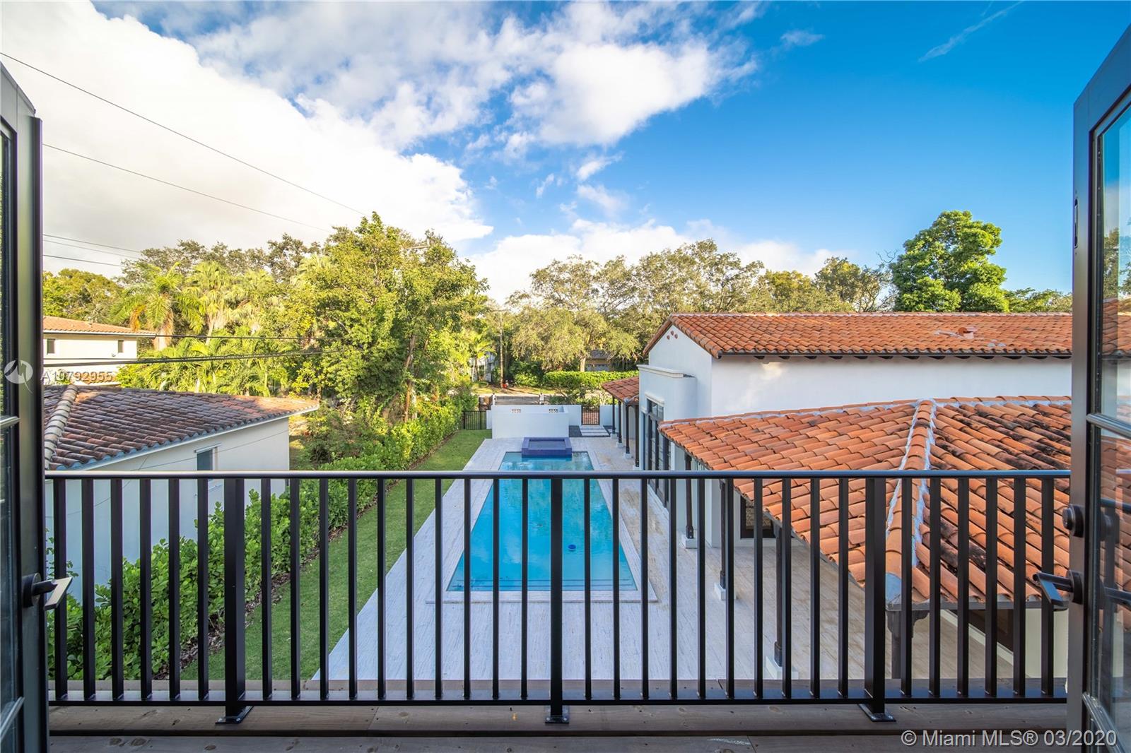 CORAL GABLES COUNTRY CLUB - Residential