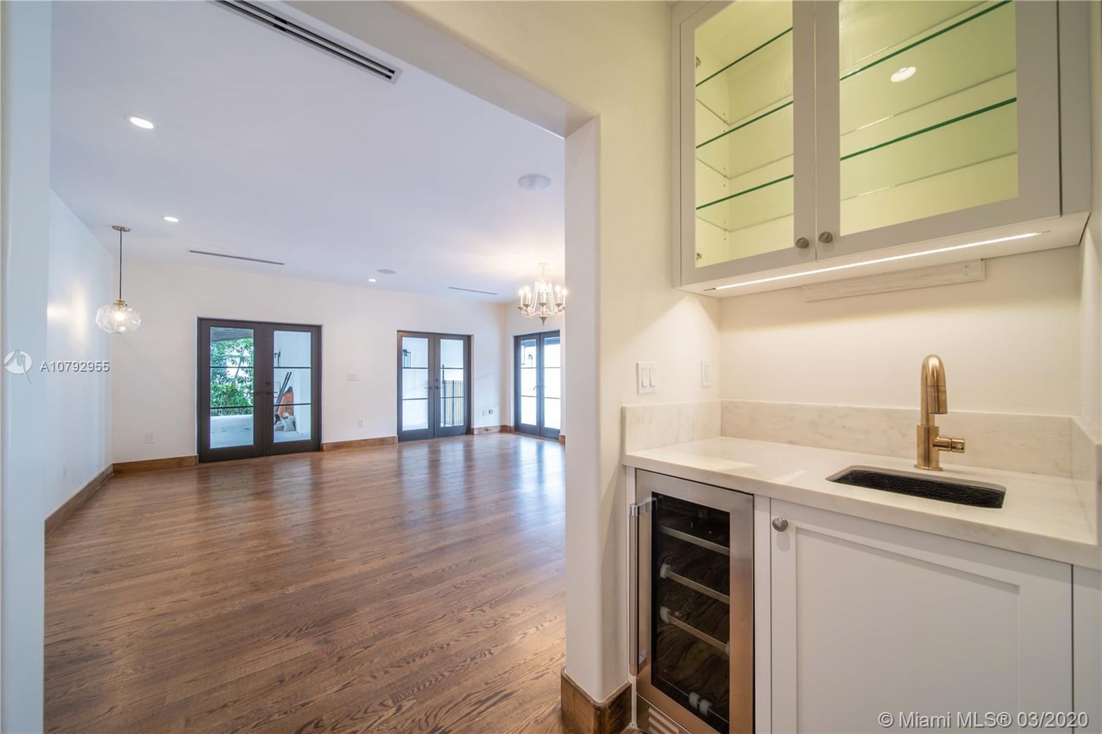 CORAL GABLES COUNTRY CLUB - Residential