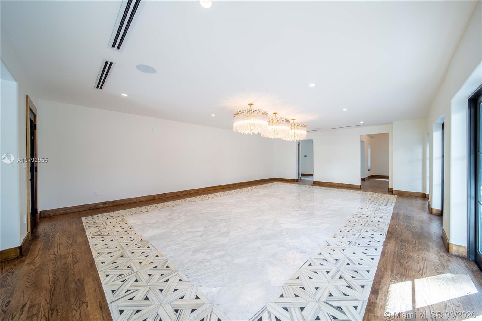 CORAL GABLES COUNTRY CLUB - Residential