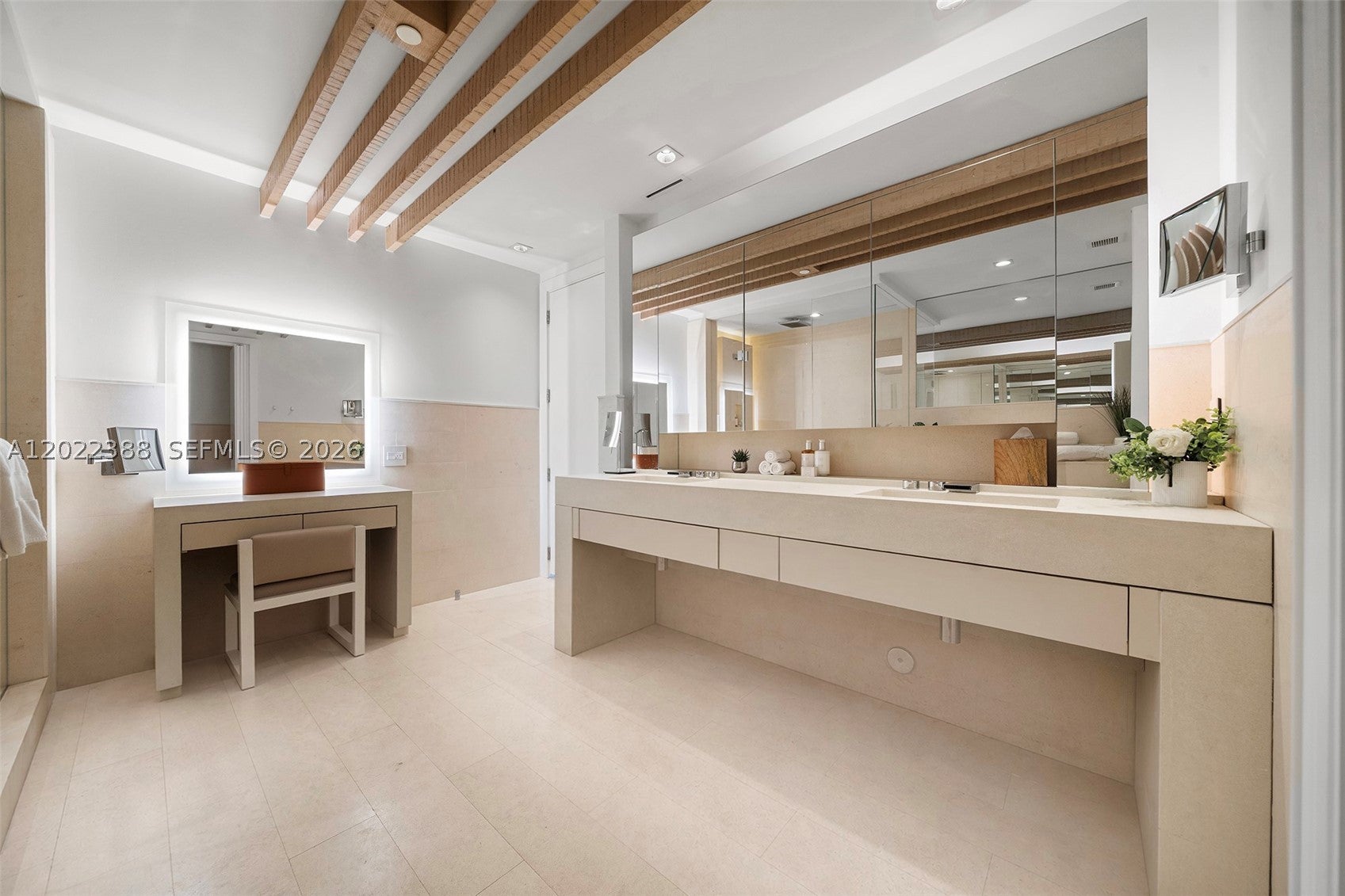 102 24th St PH-1718