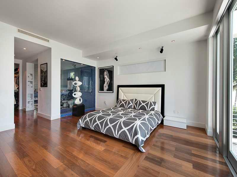 LA GORCE ISLAND - Residential