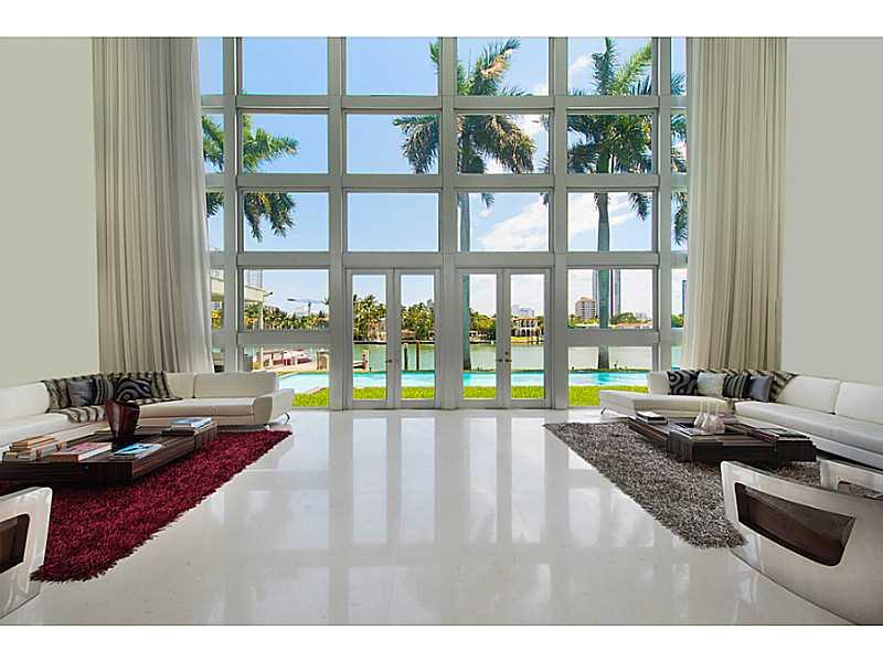 LA GORCE ISLAND - Residential