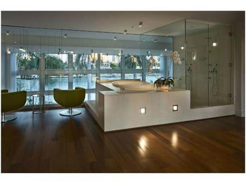 LA GORCE ISLAND - Residential