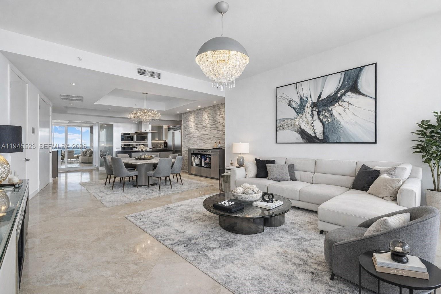18201 Collins Ave 4404