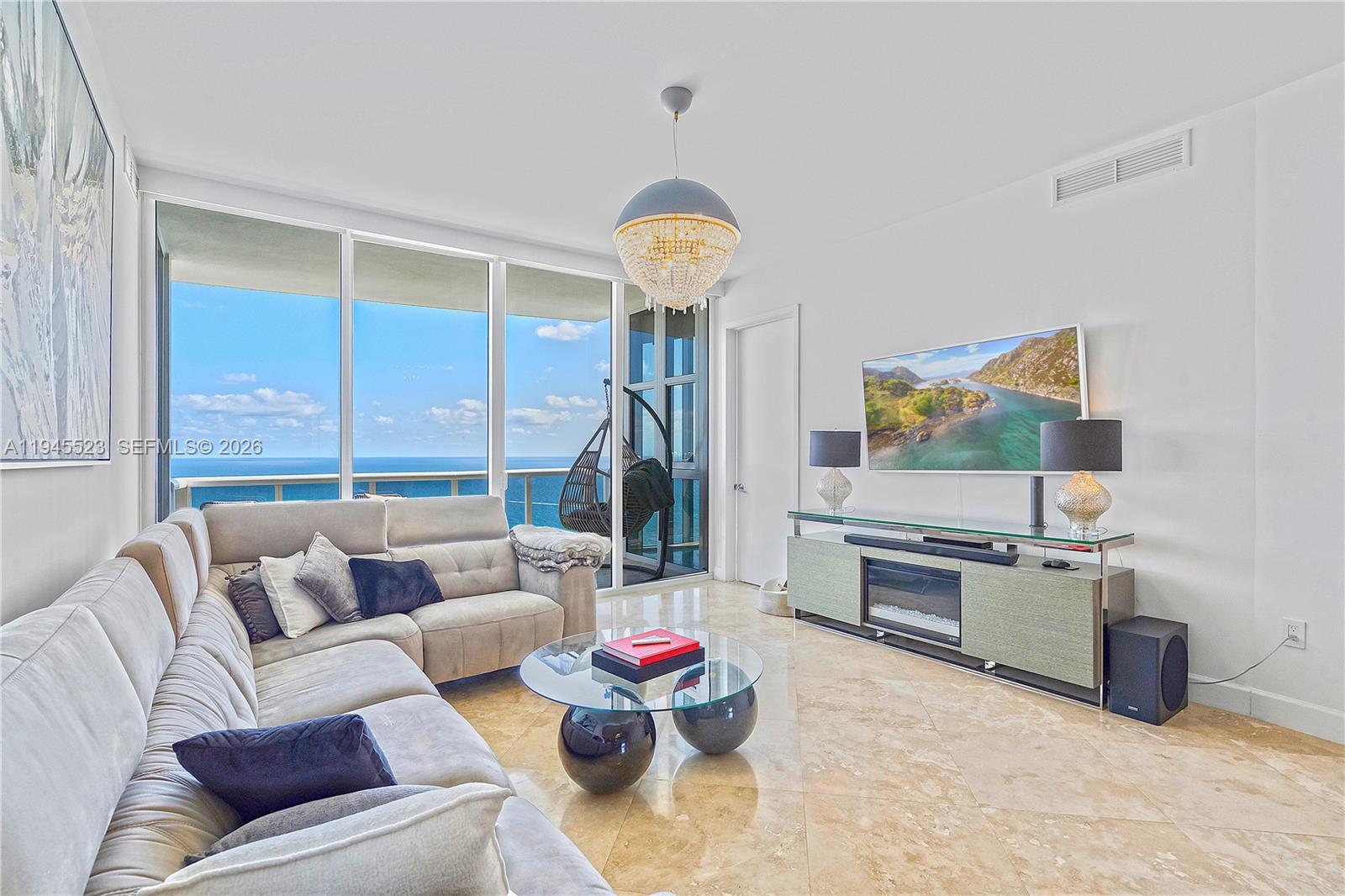 18201 Collins Ave 4404