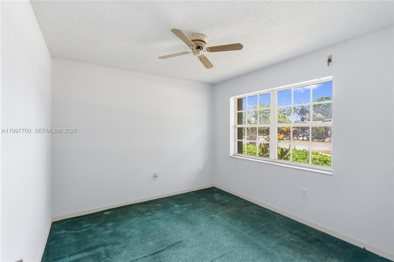 FIRST ADDN TO CALUSA CLUB - Residential