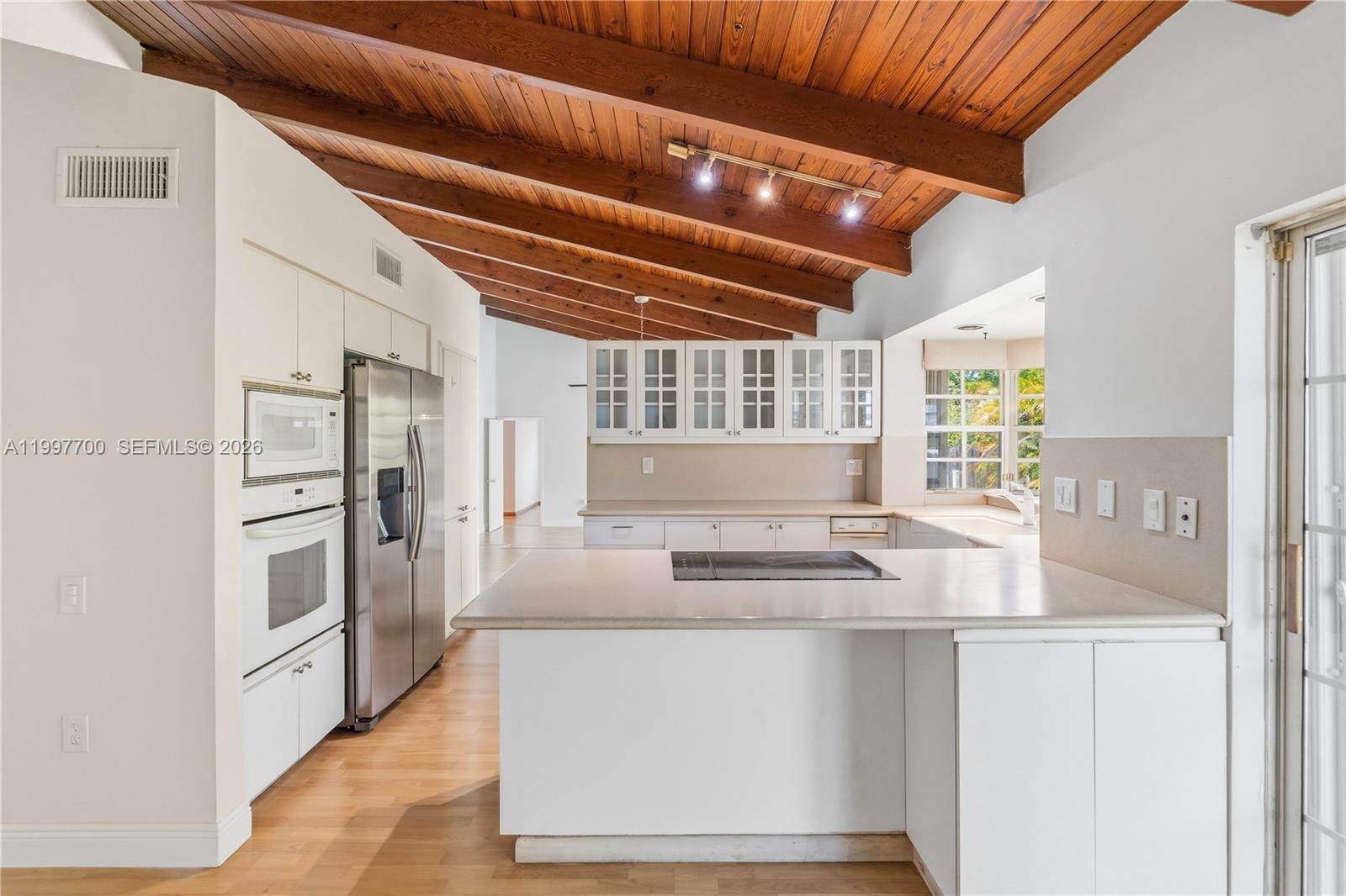 FIRST ADDN TO CALUSA CLUB - Residential