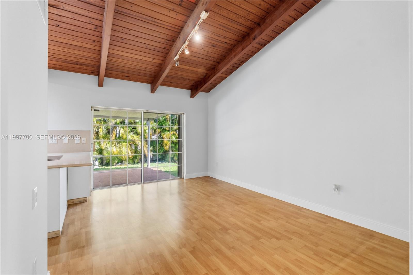 FIRST ADDN TO CALUSA CLUB - Residential