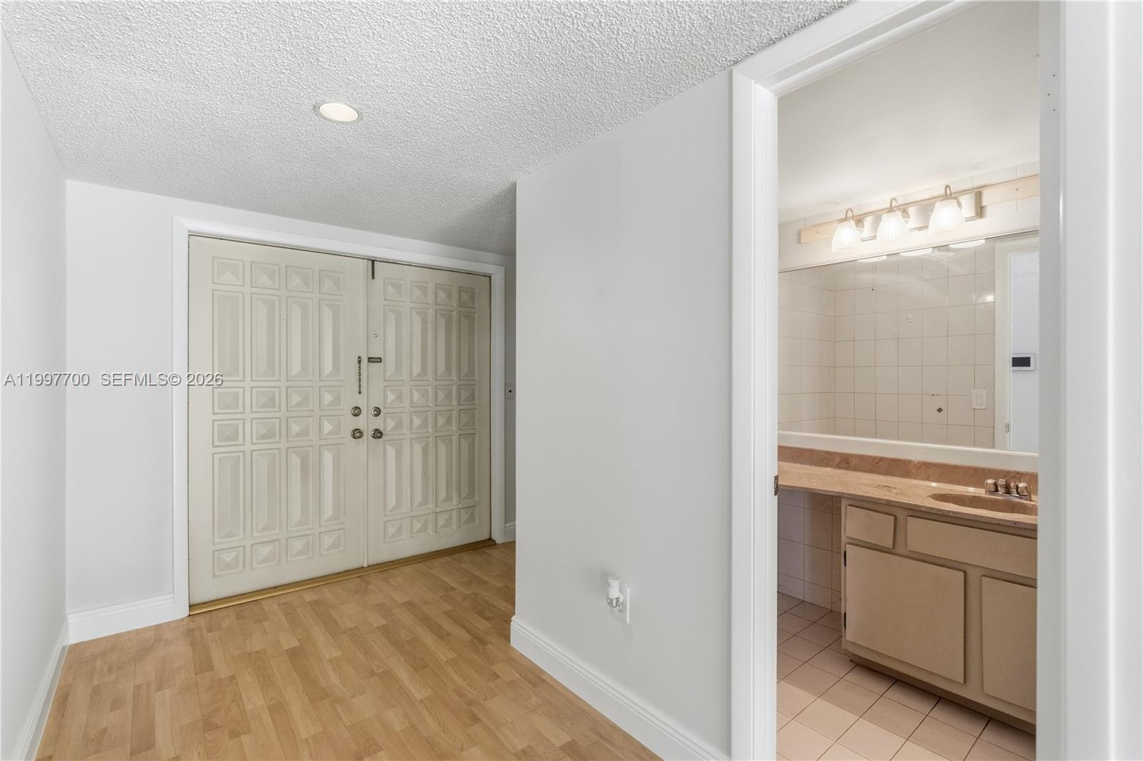 FIRST ADDN TO CALUSA CLUB - Residential