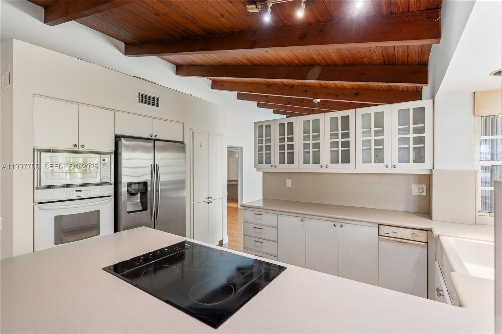 FIRST ADDN TO CALUSA CLUB - Residential