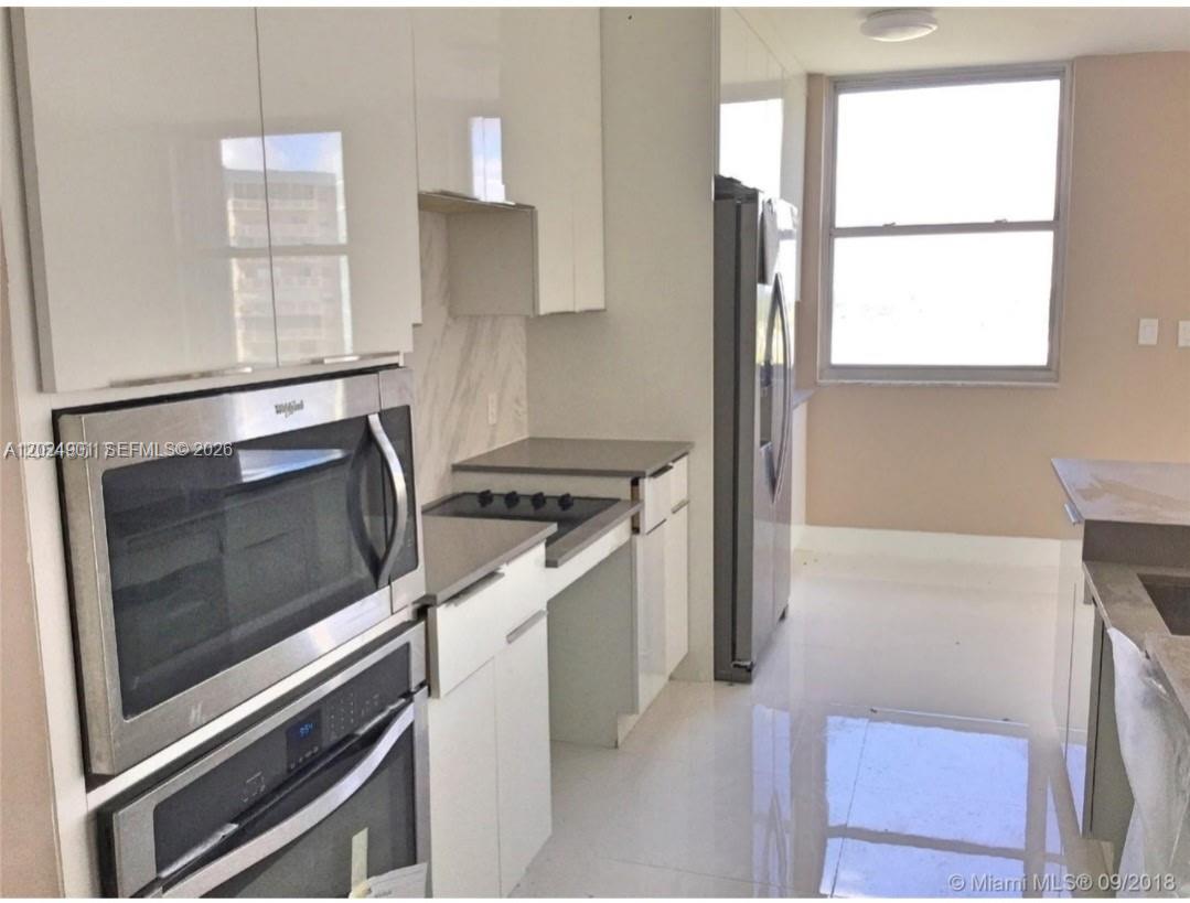 HILLCREST EAST NO 24 COND - Residential