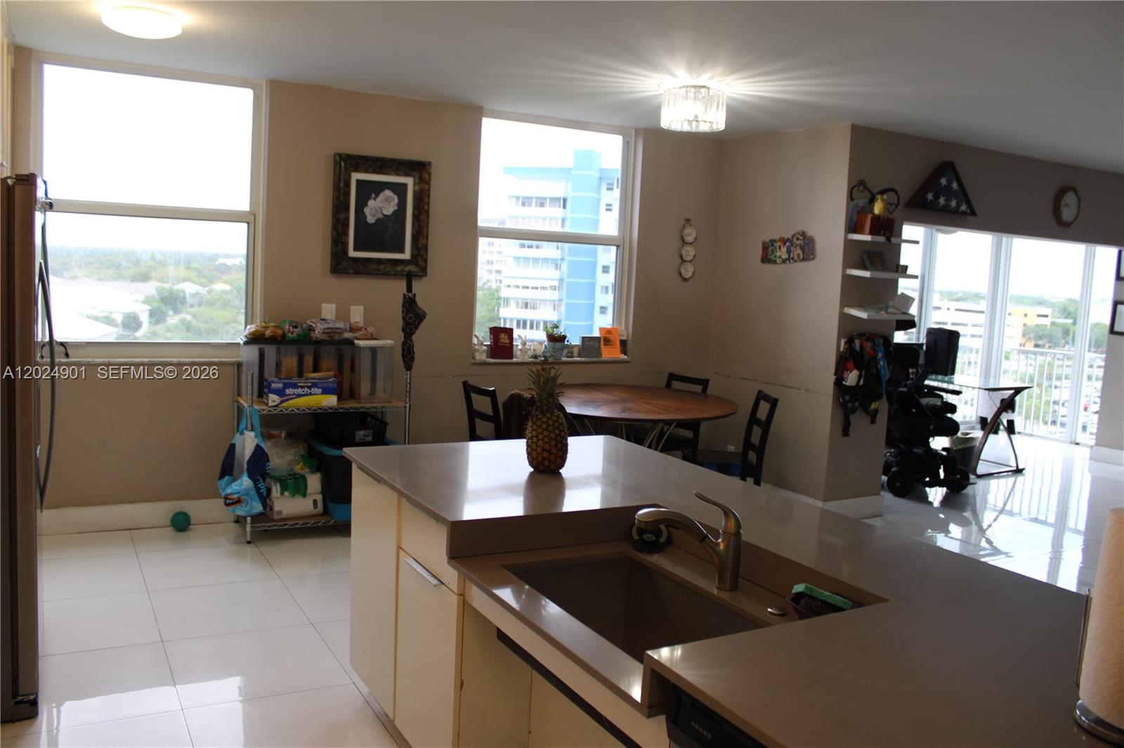 HILLCREST EAST NO 24 COND - Residential
