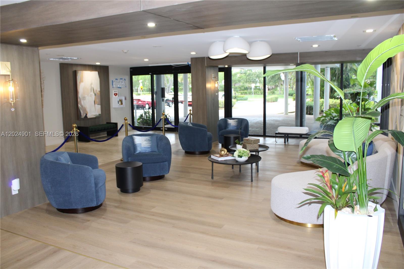HILLCREST EAST NO 24 COND - Residential