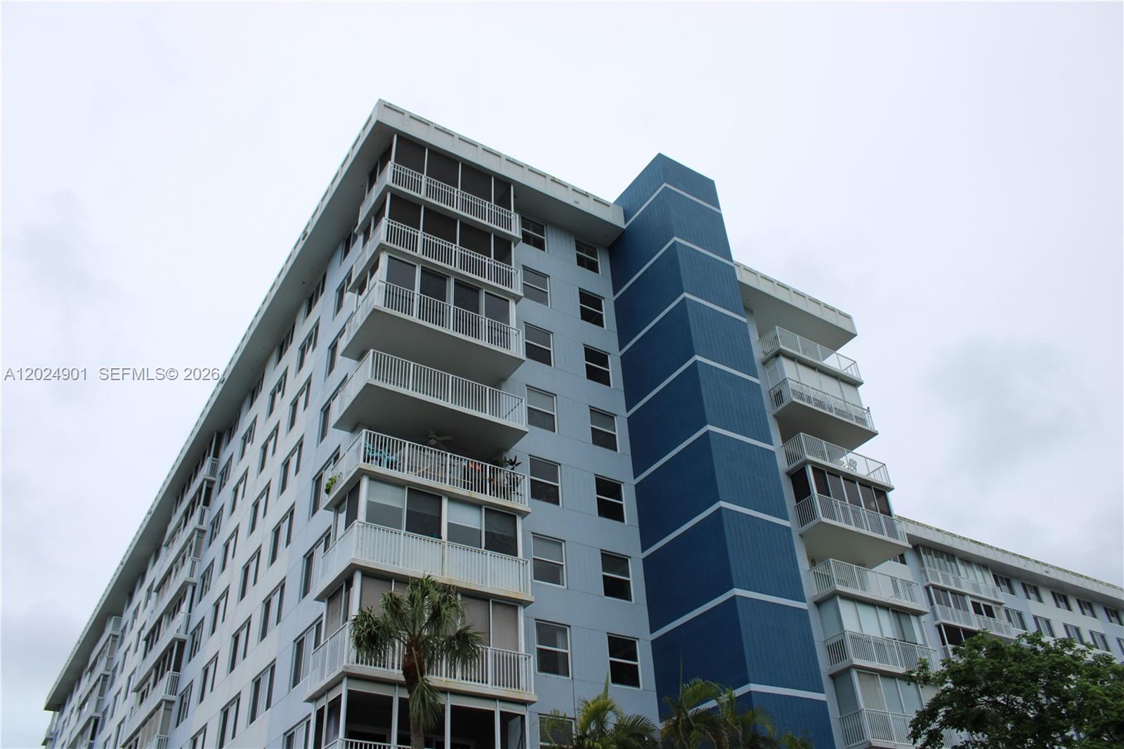 HILLCREST EAST NO 24 COND - Residential