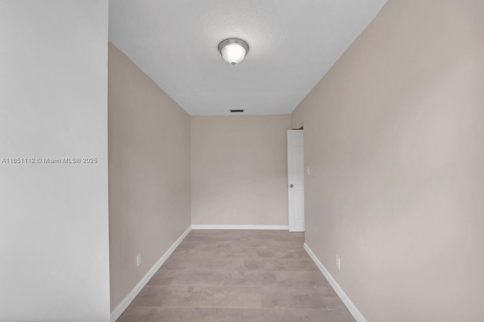 RIVERLAND VILLAGE PARK - Residential Lease