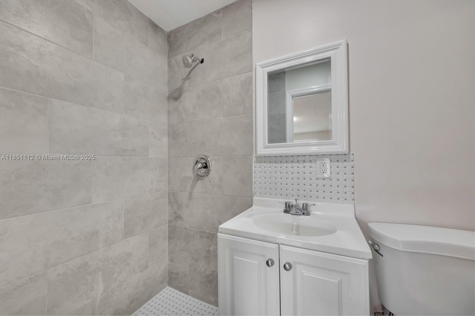 RIVERLAND VILLAGE PARK - Residential Lease