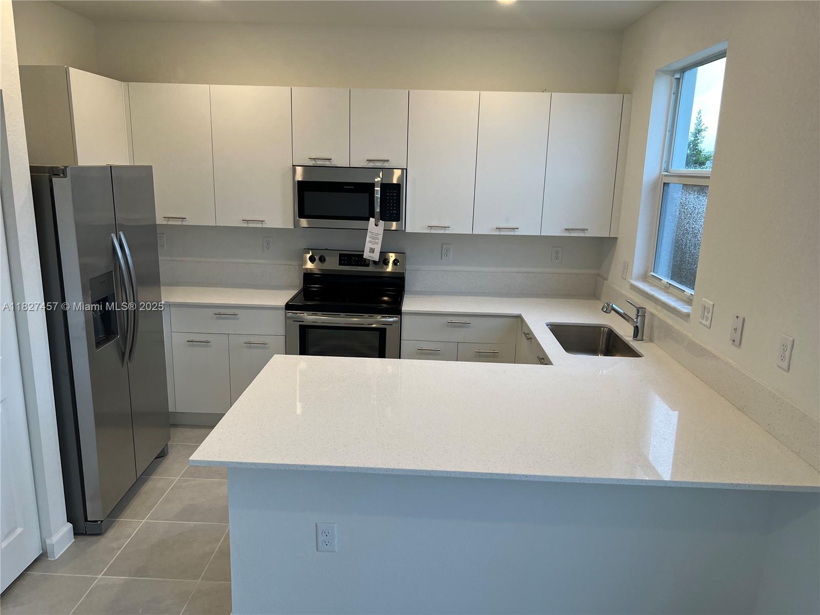 WESTVIEW - Residential