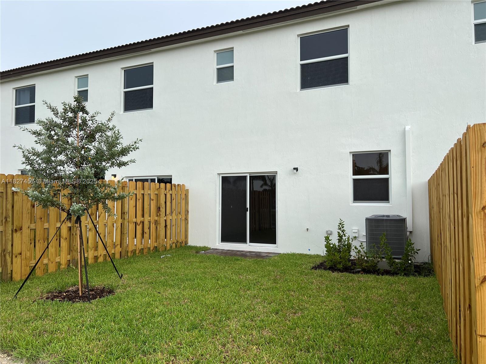 WESTVIEW - Residential