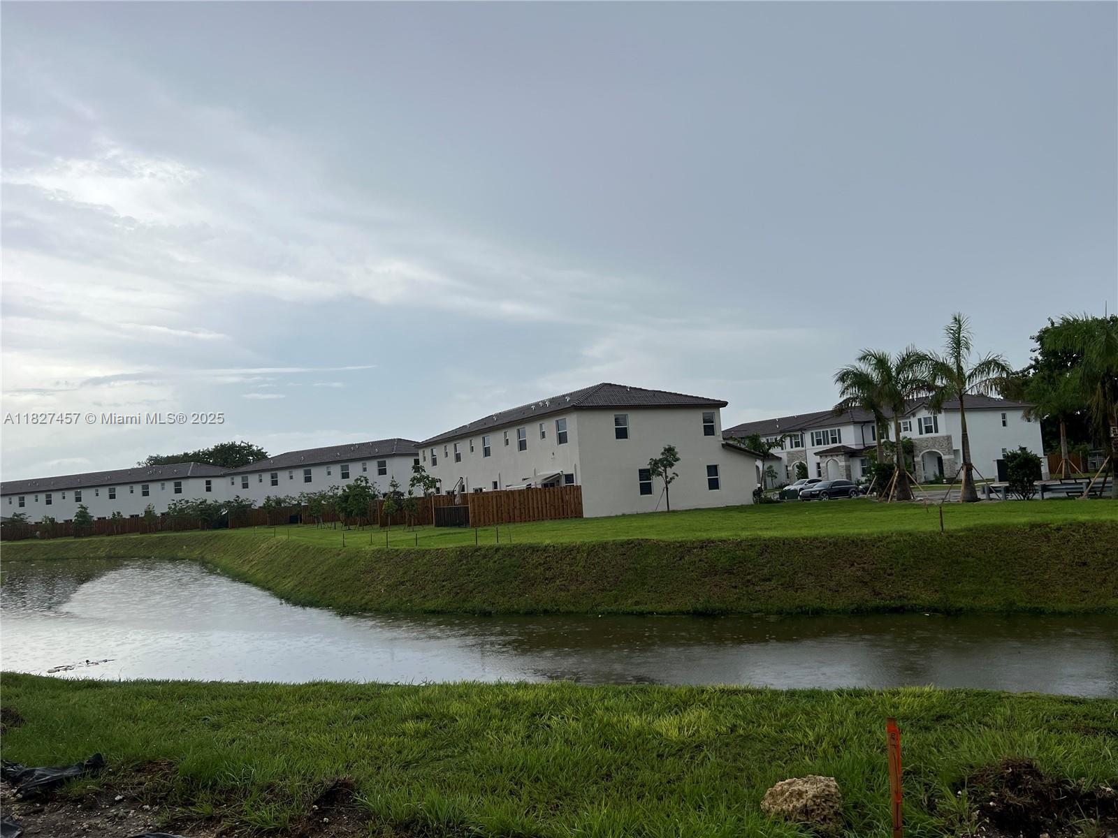 WESTVIEW - Residential