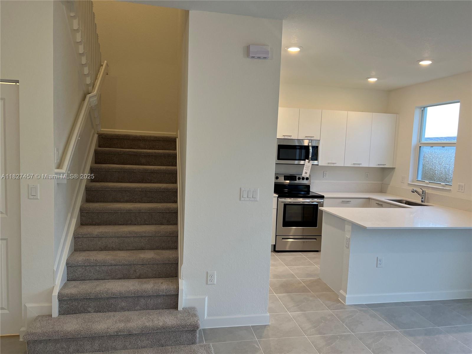 WESTVIEW - Residential