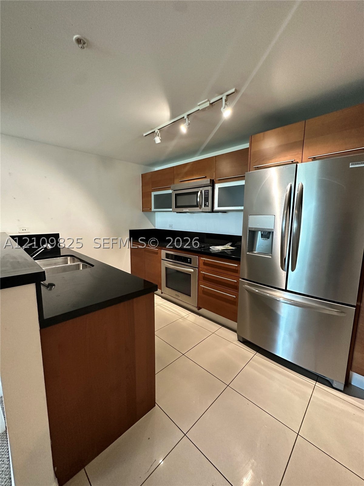 244 Biscayne Blvd 703