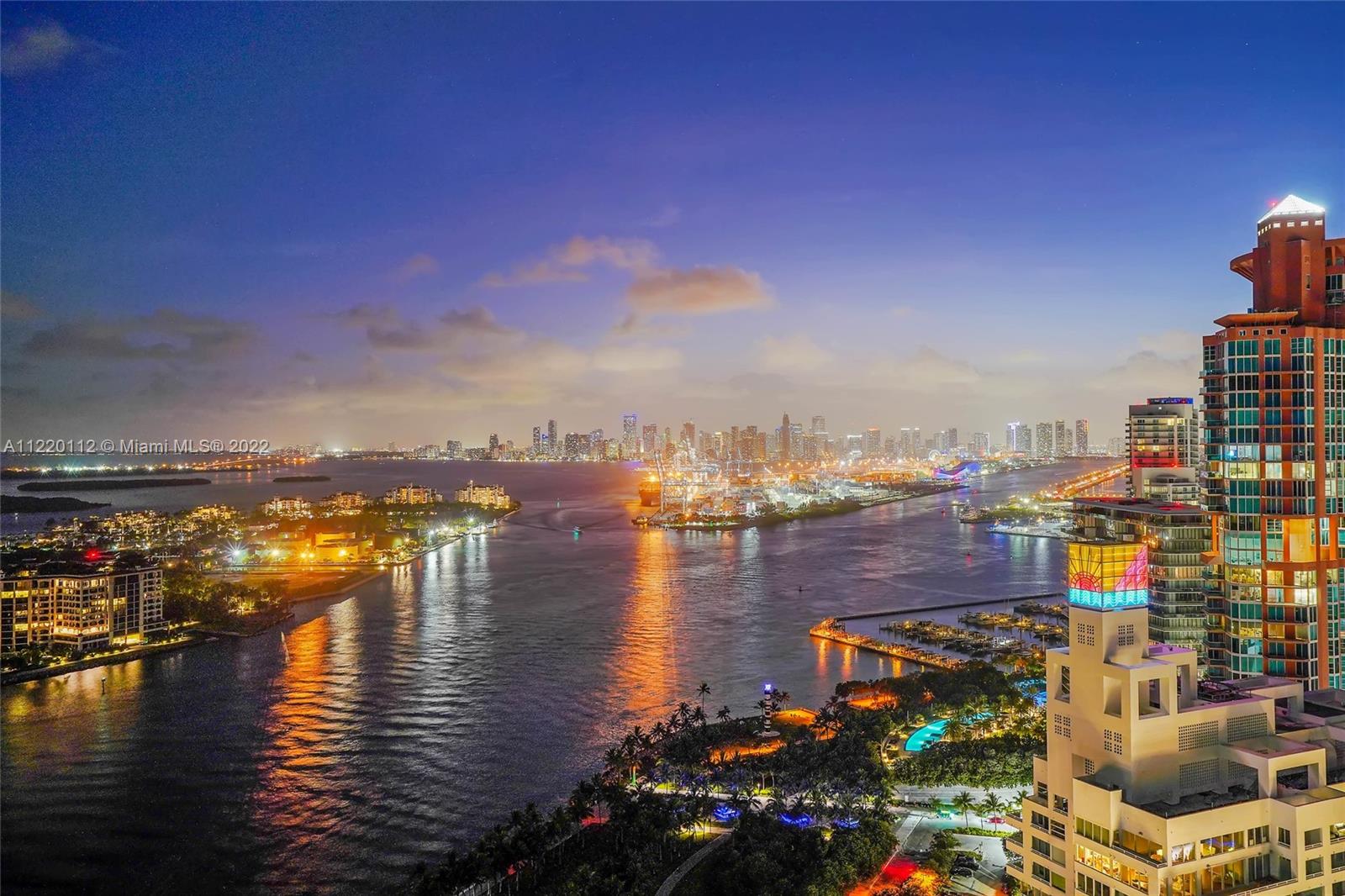 CONTINUUM ON SOUTH BEACH - Residential