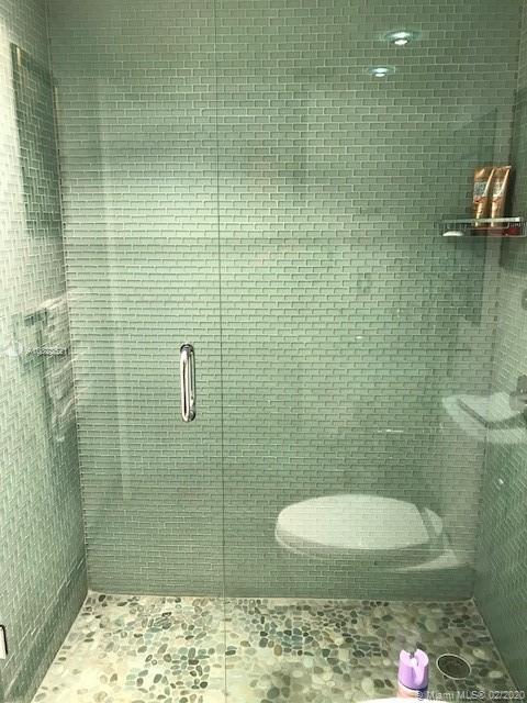 GROVE ISLE CONDO - Residential