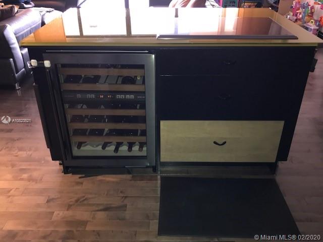 GROVE ISLE CONDO - Residential