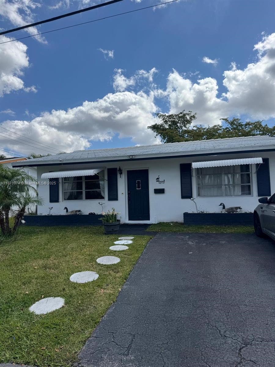 TAMARAC LAKES SOUTH - Residential