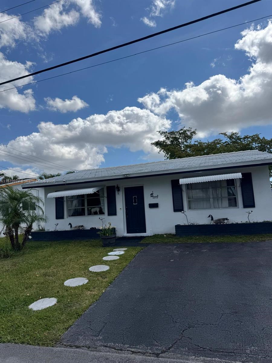 TAMARAC LAKES SOUTH - Residential