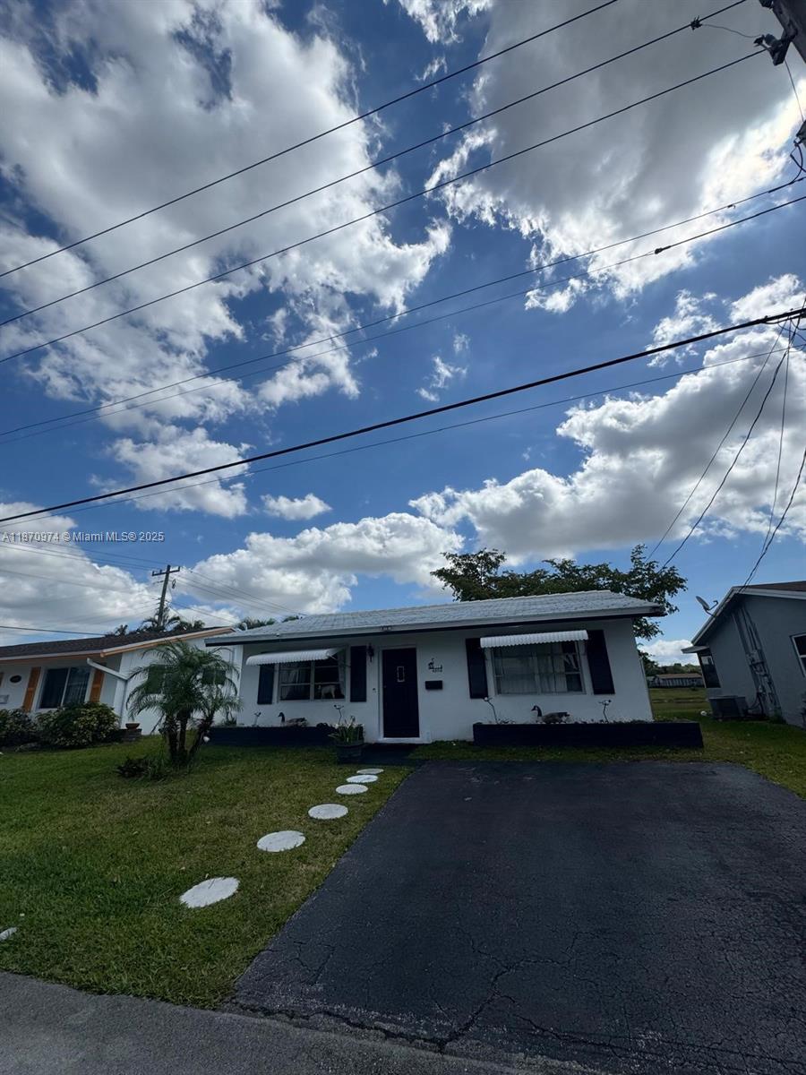 TAMARAC LAKES SOUTH - Residential