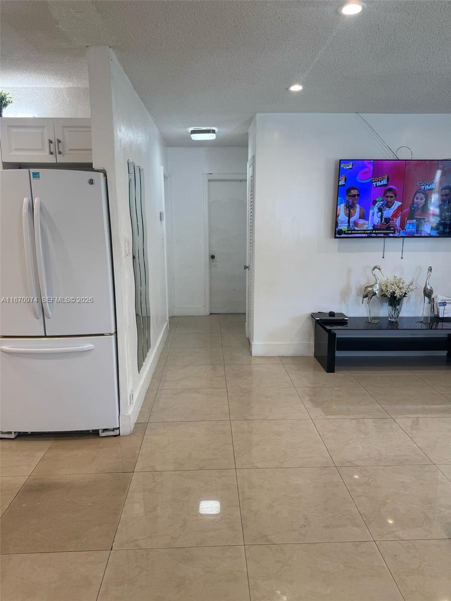 TAMARAC LAKES SOUTH - Residential