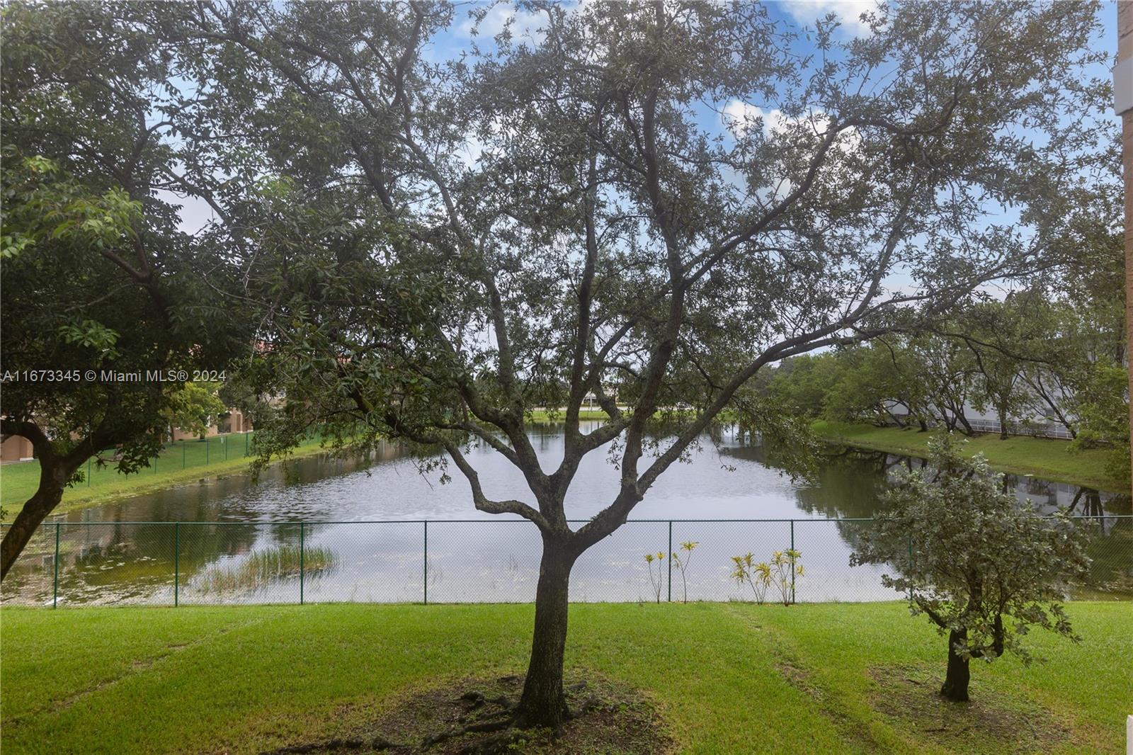 MARQUESA CONDO - Residential