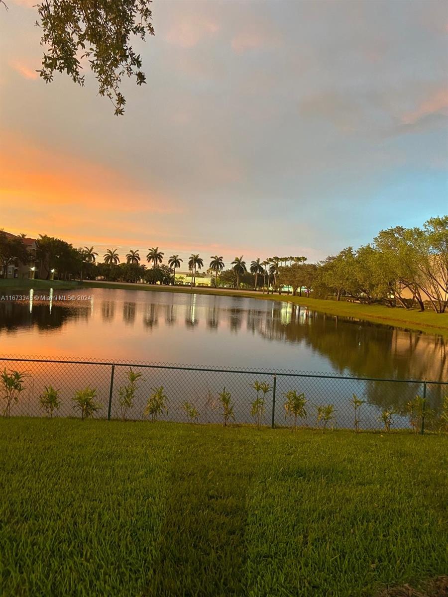 MARQUESA CONDO - Residential