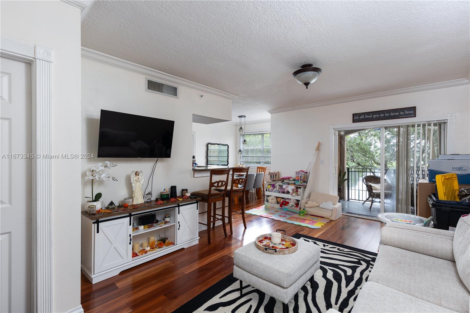 MARQUESA CONDO - Residential