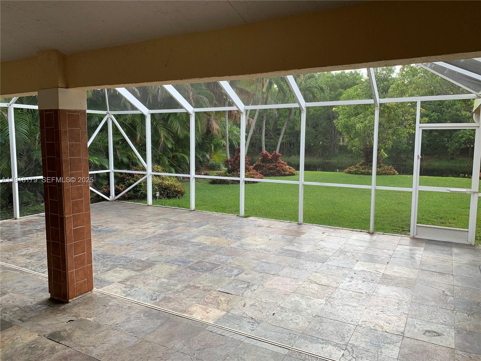 SECTOR 4 - Residential Lease