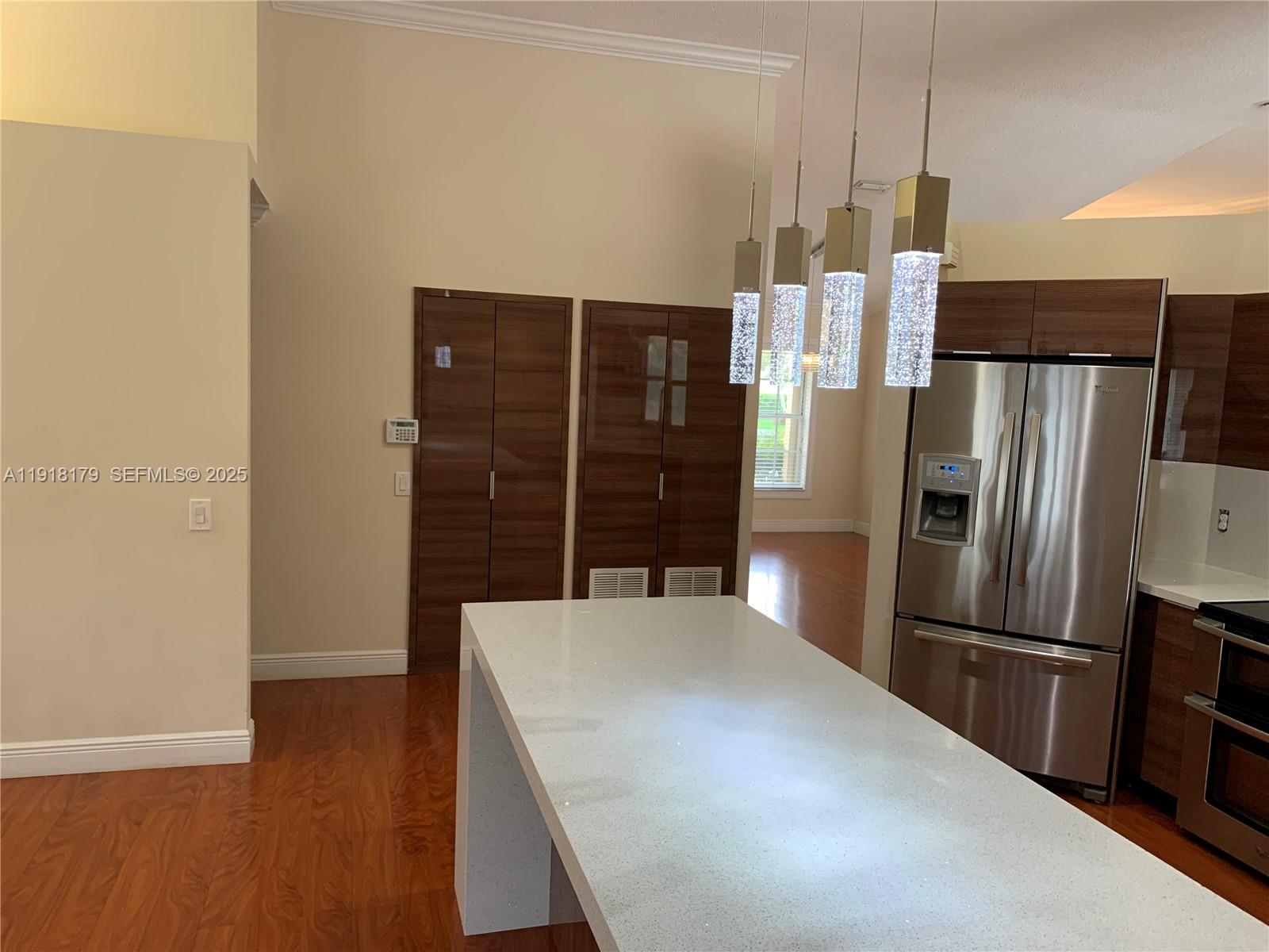 SECTOR 4 - Residential Lease