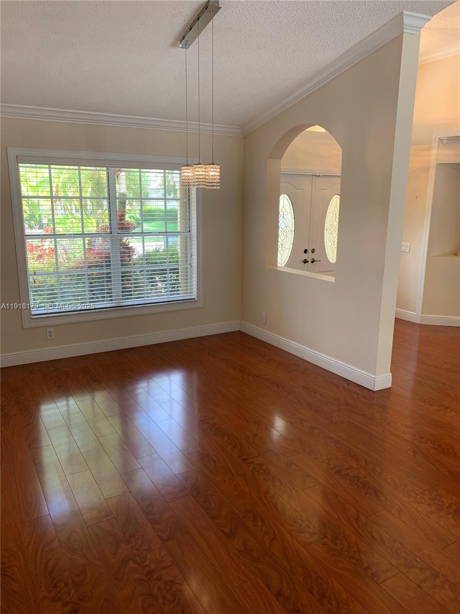 SECTOR 4 - Residential Lease