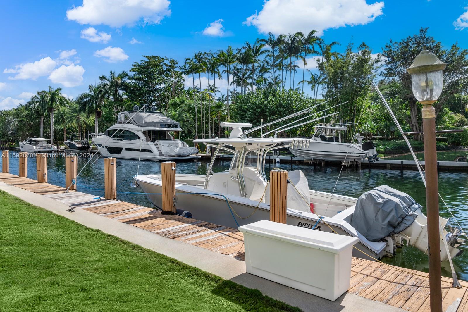 GABLES ESTATES NO 2 - Residential