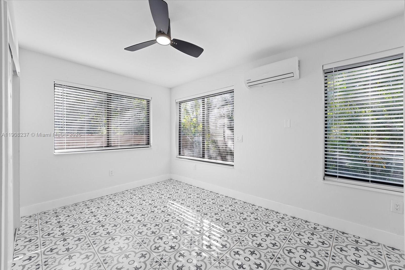 LYNN HEIGHTS - Residential Lease