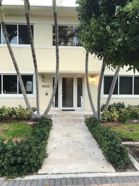 BAY LINCOLN - Residential Income