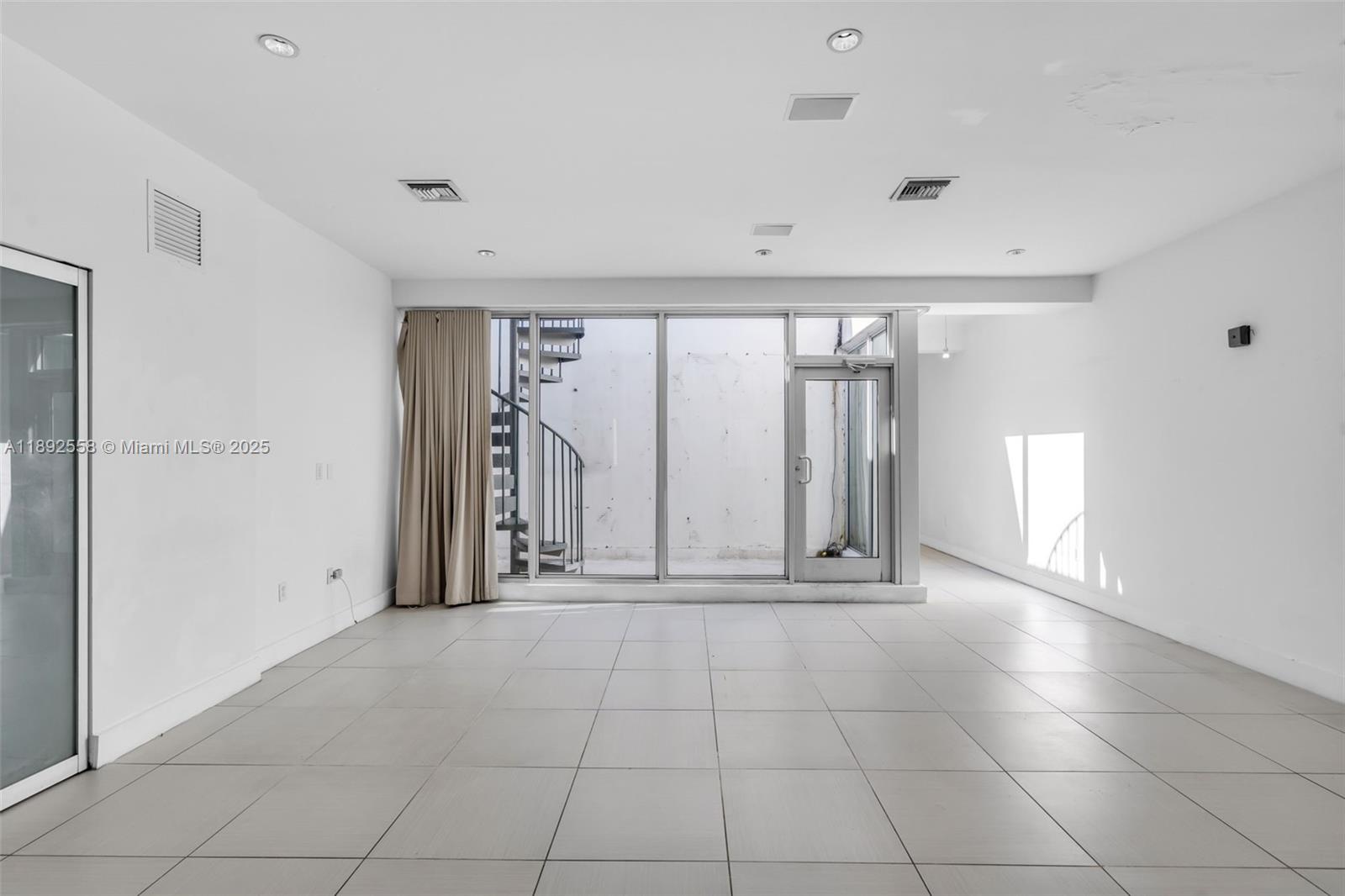 OCEAN BEACH ADDN 1 - Residential Lease