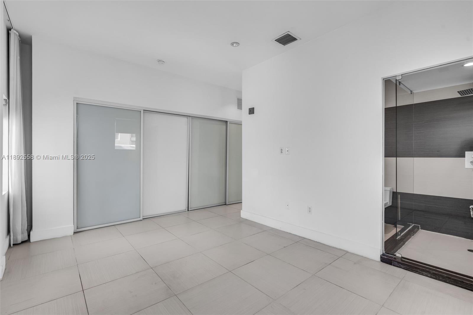 OCEAN BEACH ADDN 1 - Residential Lease