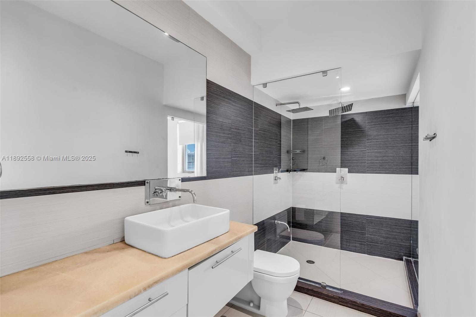 OCEAN BEACH ADDN 1 - Residential Lease