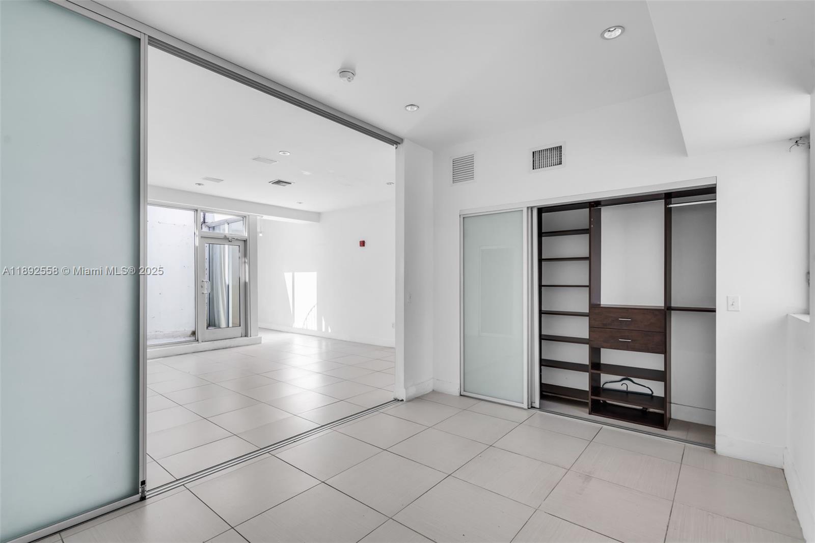 OCEAN BEACH ADDN 1 - Residential Lease