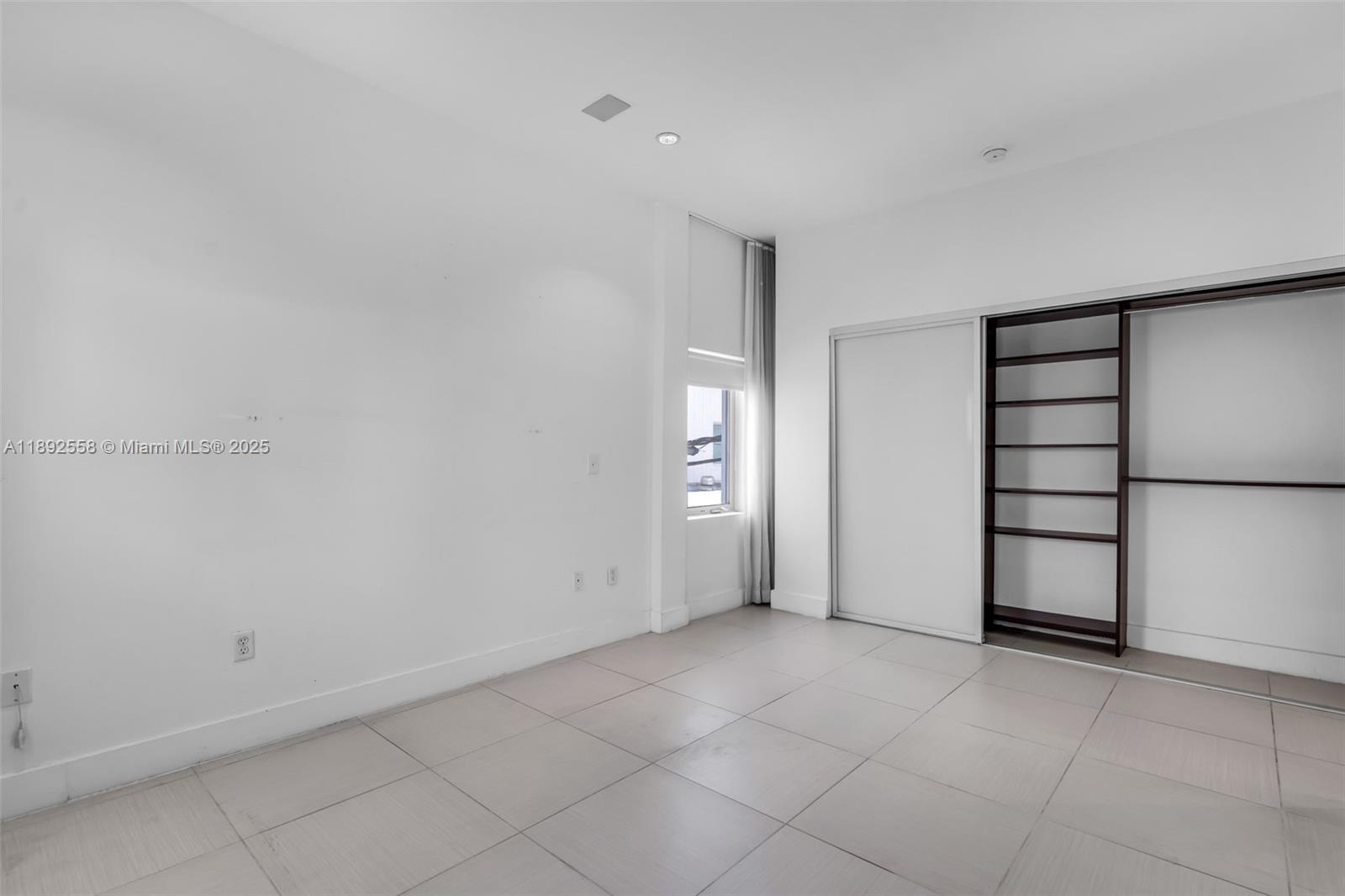 OCEAN BEACH ADDN 1 - Residential Lease